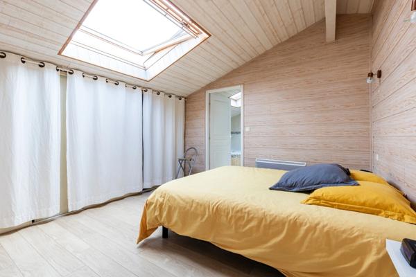 Gujan-Mestras – Local d’activité récent avec habitation indépendante