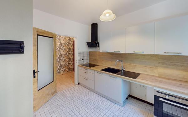 Appartement à vendre    3 pièces • 61,87 m2 Saint-Étienne