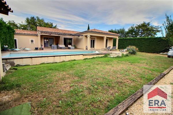 Maison Saint Montan 5 pièce(s) 130 m2