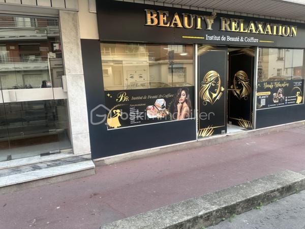 FOND DE COMMERCE /INSTITUT DE BEAUTE / COIFFURE ET ESTHETIQUE DE 41 M2Fonds de commerce à céder, exploité depuis plusieurs années avec une clientèle régulière.
Emplacement stratégique : à 10 min du Parc des Princes, proche métro Jean-Jaurès, dans un quartier vivant.
Activité actuelle : salon de beauté coiffure et esthétique, massage
? Équipements inclus :
2 postes manucure + 2 postes pédicure
Espace coiffure :
2 postes coiffure + 1 bac shampoing
Cabine esthétique et massage
Machine Hydrafacial
Matériel professionnel complet + stock de produits (coiffure, soins, épilation…)
une cuisine équipe et WC
Aucun travaux à prévoir
Activité prête à démarrer dès le premier jour
LOYER : 1500 EURO ET 90 EURO charges
Ne manquez pas l’occasion d’acquérir ce véritable bijou commercial où le succès est déjà au rendez-vous.
Contactez-moi dès maintenant pour plus d’informations ou pour organiser une visite. Une offre rare à saisir rapidement