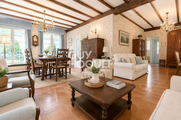 Maison familiale de caractère sur une parcelle exceptionnelle de plus de 1 500 m²