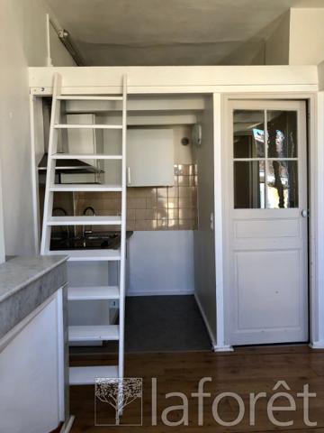 Location appartement Martigues - 1 pièce(s) - 23 m² - 542 €/mois