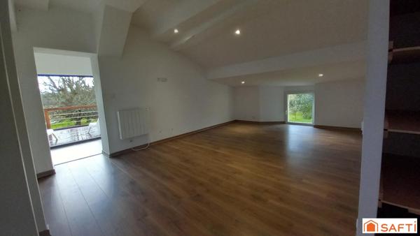 Maison pierre 180m2, 4 chambres sur parcelle 1hectare