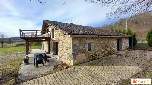 Maison pierre 180m2, 4 chambres sur parcelle 1hectare