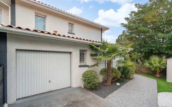 Maison à vendre    5 pièces •  Biscarrosse