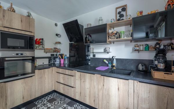 Maison à vendre    5 pièces •  Biscarrosse