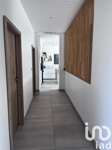 Maison 12 pièces de 226 m² à Izernore (01580)