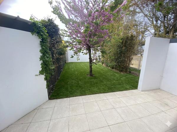 MAISON A VENDRE ANGOULINS 2 CHAMBRES , GARAGE , JARDIN ,  Angoulins