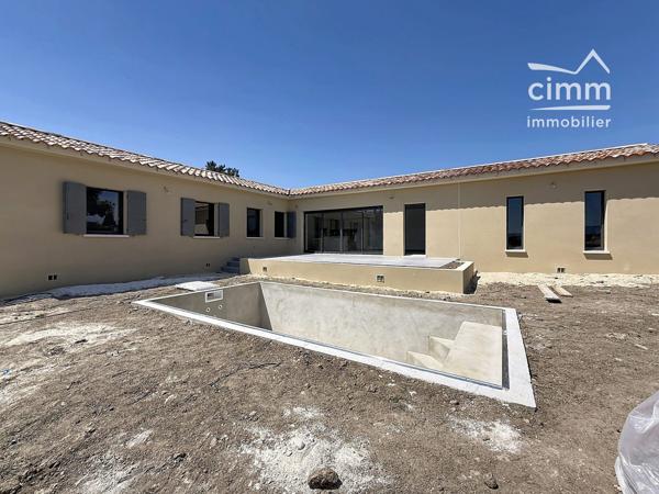 BIEN D'EXCEPTION : Villa Contemporaine de Plain-Pied