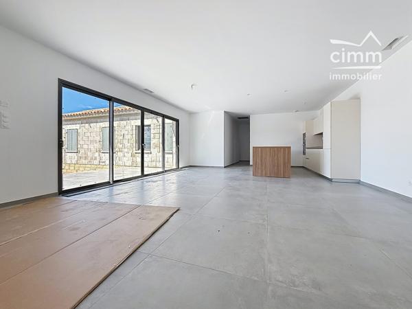 BIEN D'EXCEPTION : Villa Contemporaine de Plain-Pied