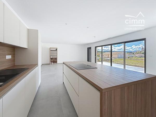 BIEN D'EXCEPTION : Villa Contemporaine de Plain-Pied