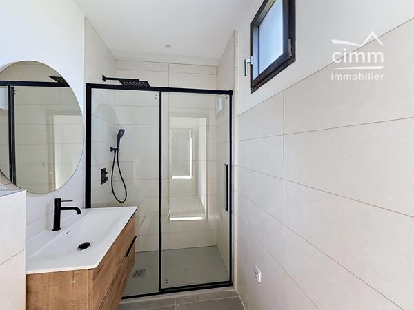 BIEN D'EXCEPTION : Villa Contemporaine de Plain-Pied