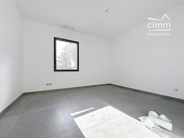 BIEN D'EXCEPTION : Villa Contemporaine de Plain-Pied