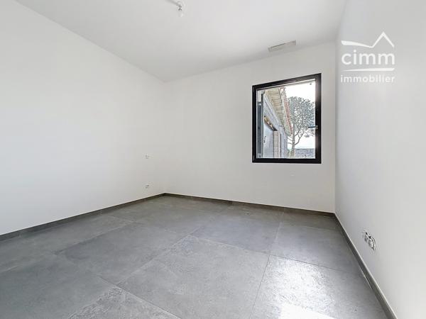 BIEN D'EXCEPTION : Villa Contemporaine de Plain-Pied