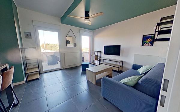 Appartement à louer    2 pièces • 42 m2 La Tour-de-Salvagny