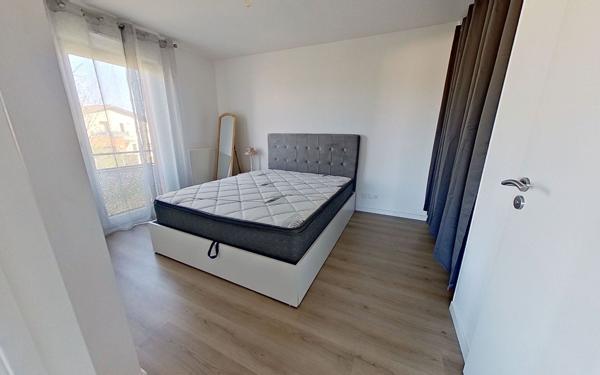 Appartement à louer    2 pièces • 42 m2 La Tour-de-Salvagny