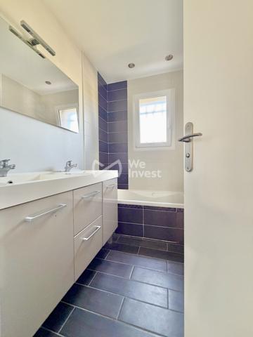 Villa de type 5 de 2016 de 113 m2, garage, dépednances, jardin.
