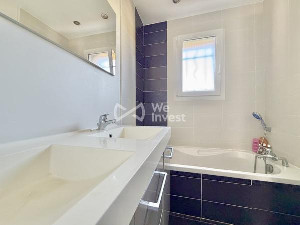 Villa de type 5 de 2016 de 113 m2, garage, dépednances, jardin.