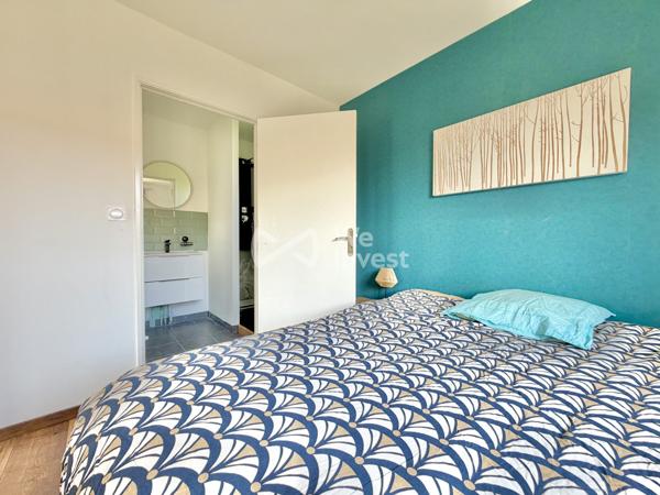 Villa de type 5 de 2016 de 113 m2, garage, dépednances, jardin.