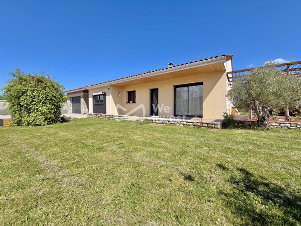 Villa de type 5 de 2016 de 113 m2, garage, dépednances, jardin.
