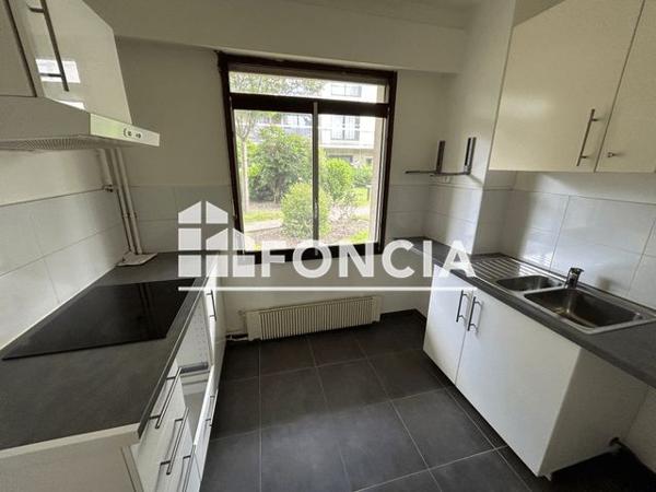 Location Studio 28.8 m² - 15 RUE JEAN ROGER THORELLE Bourg La Reine 92340