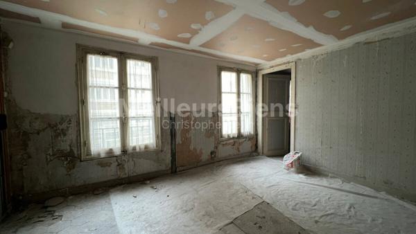 Appartement entièrement à rénover proximité canal Saint Martin