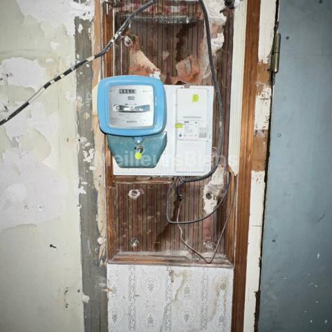 Appartement entièrement à rénover proximité canal Saint Martin