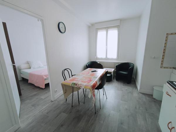 immeuble de 300m² proche des termes