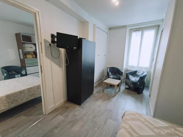 immeuble de 300m² proche des termes