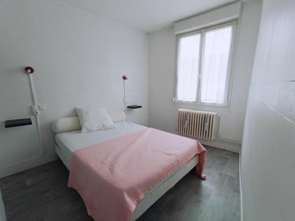 immeuble de 300m² proche des termes