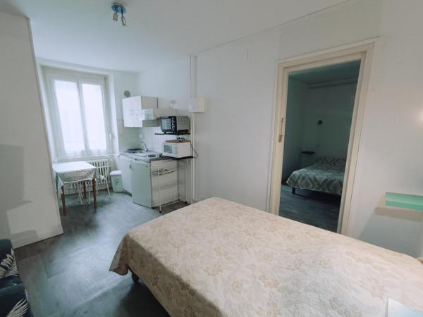 immeuble de 300m² proche des termes