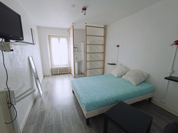 immeuble de 300m² proche des termes