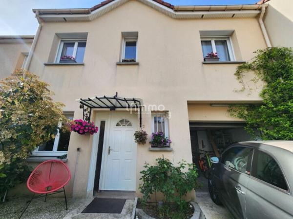 Maison familiale proche du Rer E