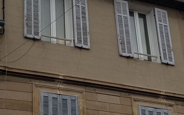 Appartement à louer    2 pièces •  Marignane