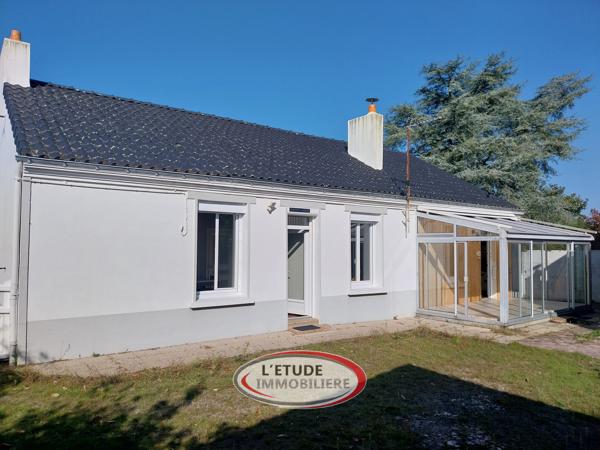 STE PAZANNE BOURG : maison de plain pied avec dépendances, sur 553 m² de terrain !