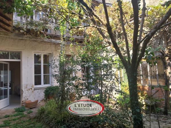 Machecoul bourg : maison bourgeoise de charme (190 m²) à rafraîchir !