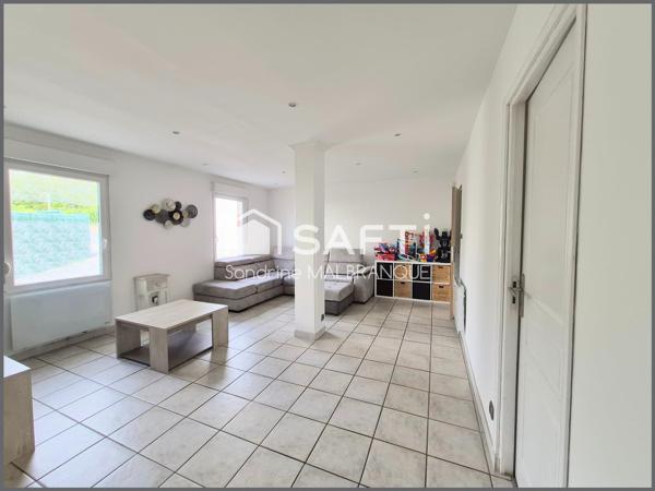 Maison individuelle 140 m2,3 chambres, véranda, garage et jardin clos