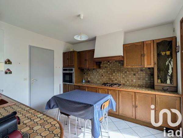 Maison 4 pièces de 82 m² à Beauvais (60000)