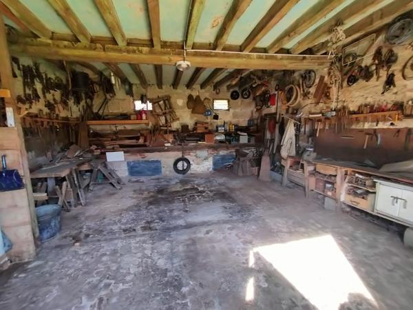 À vendre - Maison de campagne, 4 pièces situé à Vallée-de-Ronsard (41800)