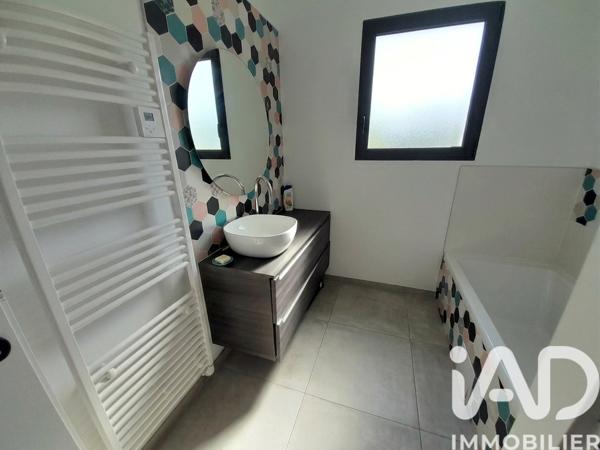 Maison à vendre 5 pièces 117 m² Léognan
