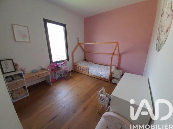 Maison à vendre 5 pièces 117 m² Léognan