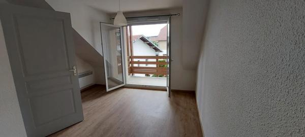 Appartement à louer à Sainte-Colombe (25300)