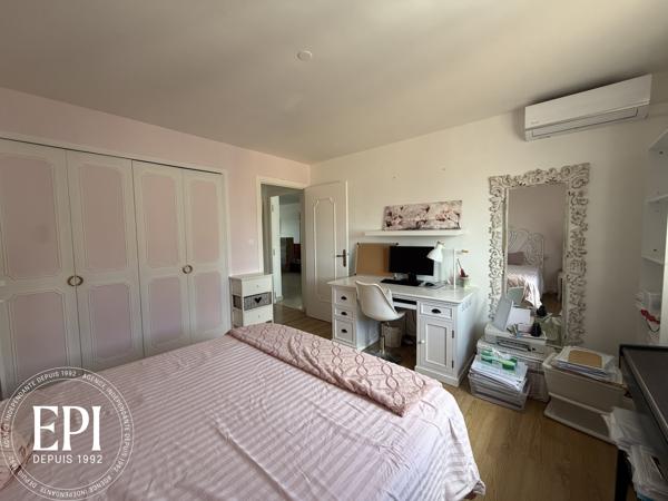 Centre-ville de Carcassonne – Superbe T3 de 93m² lumineux avec ascenseur, cave et vue exceptionnelle !