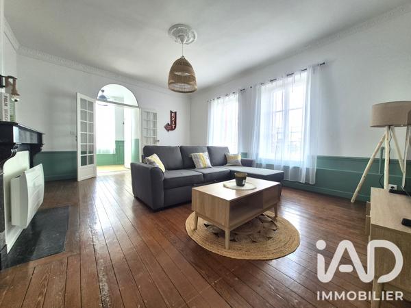 Maison à vendre 8 pièces 205 m² Châlons-en-Champagne