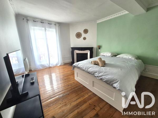 Maison à vendre 8 pièces 205 m² Châlons-en-Champagne
