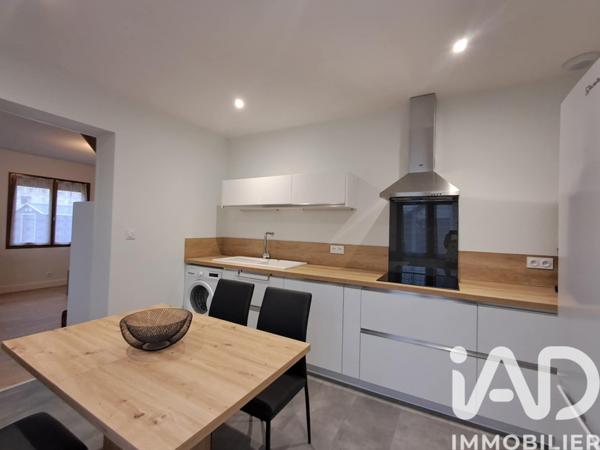 Location maison 3 pièces 59 m² Augy