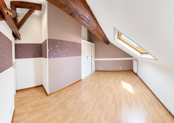 Maison familiale 160 m² – 5 chambres – 2 garages