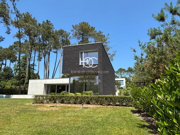 VANNES Maison 7 pièces 246 m²