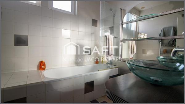 Maison - 164m² - 7 pièces - Nantes