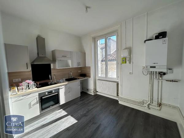 Appartement à louer 2 pièces 60.14m² Périgueux (24000)
